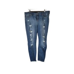 torrid Distressed Skinny Jeans in Medium Blue